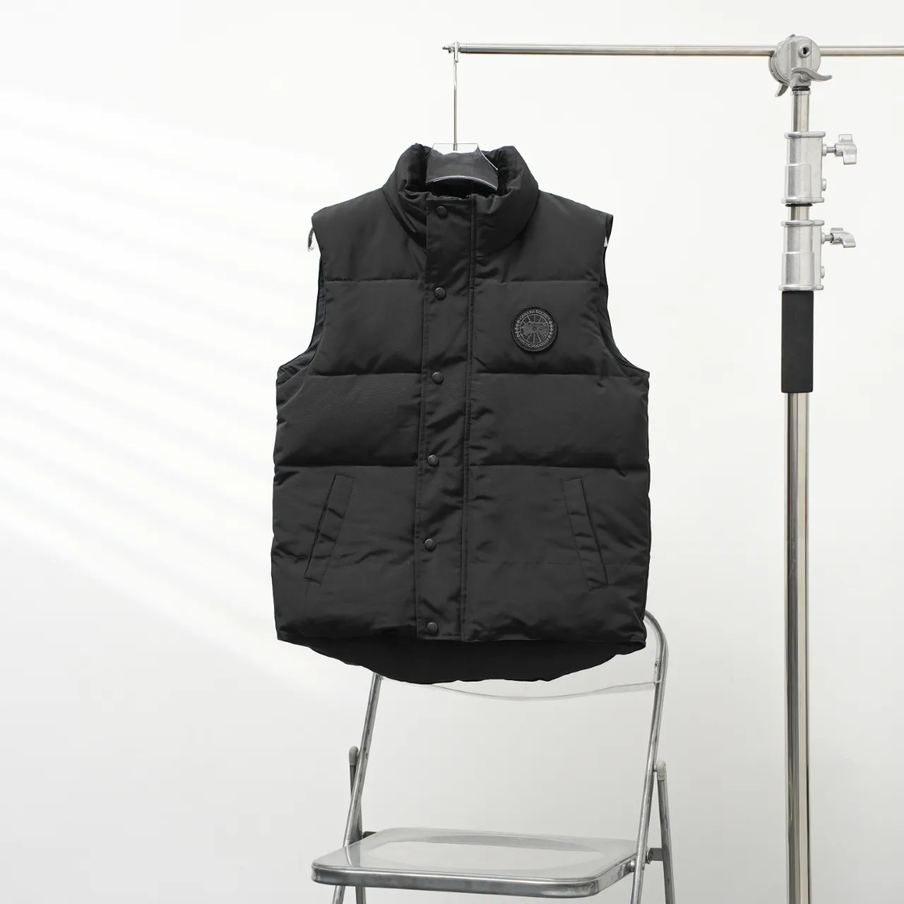 P340 CANADA GOOSE丨Canada Goose Slant Pocket Stand Collar Down Vest Color: Black Black Label Size: XS-XXL